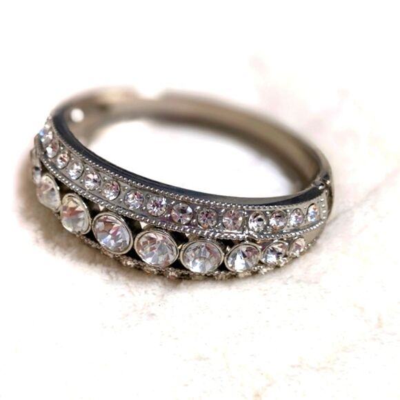 Vintage 80's Silvertone and Rhinestone Hinged Bracelet - Picture 7 of 10